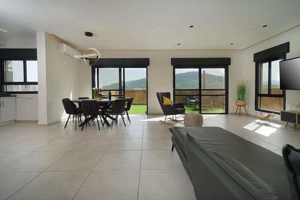 וילה מגדלא Villa Room photo